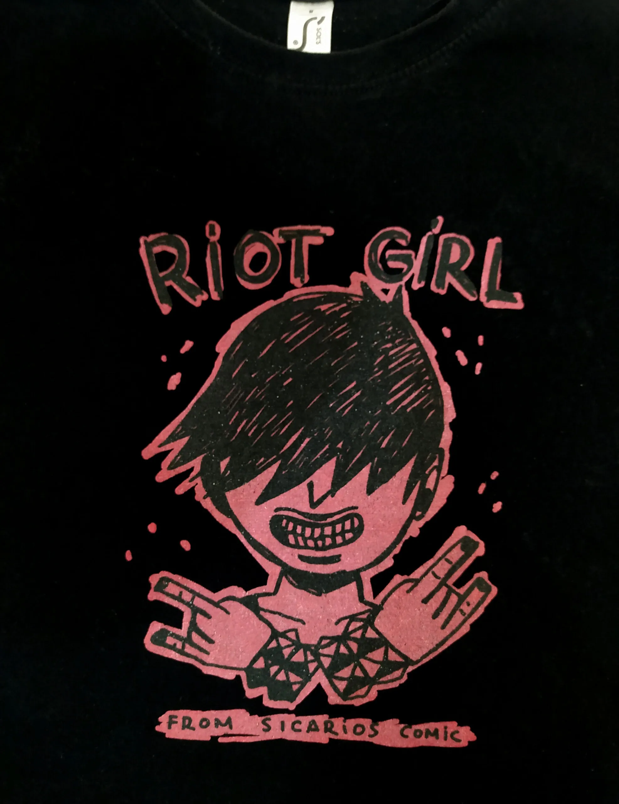 RIOT GIRL - Image 3